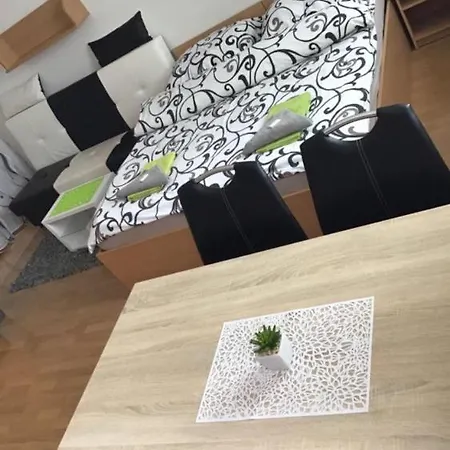 Apartman Alfa شقة Loučná pod Klínovcem