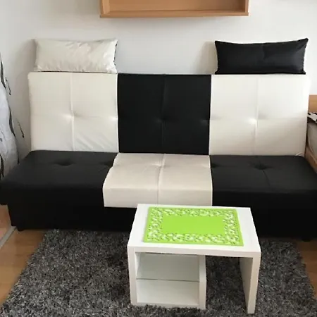 Apartman Alfa Διαμέρισμα *