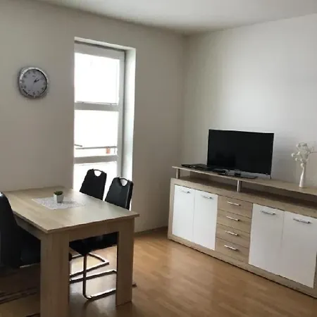 شقة Apartman Alfa Loučná pod Klínovcem
