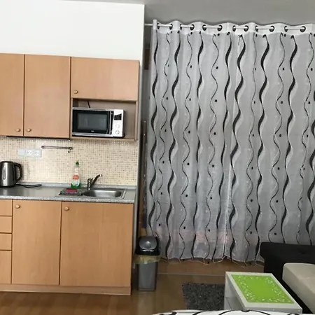 Apartman Alfa شقة *
